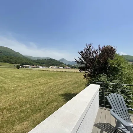 Elizako Bidea בית נופש Mendive